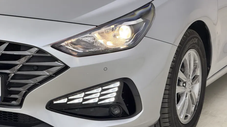 HYUNDAI i30 i30 1.0 T-GDI Modern
