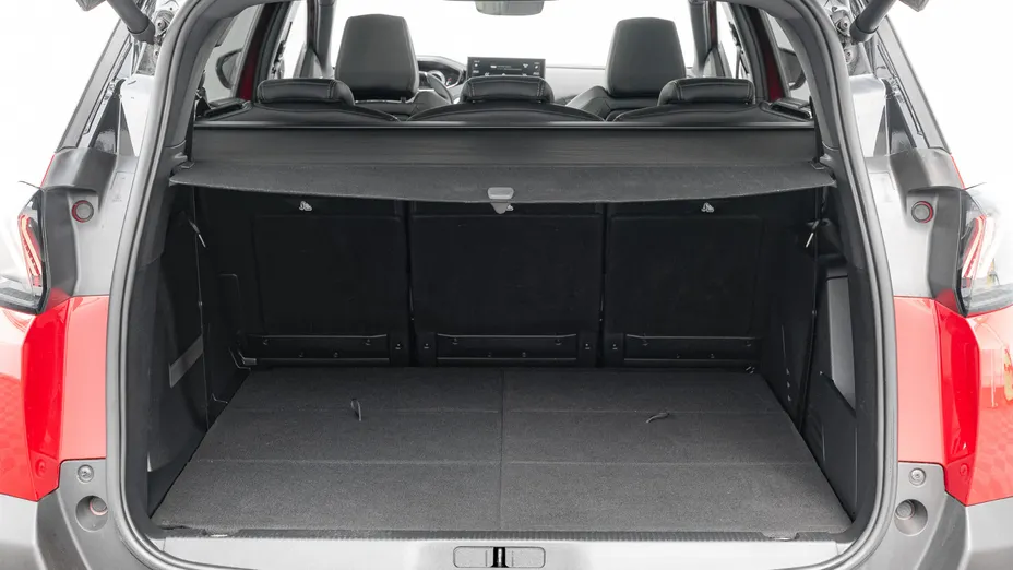 PEUGEOT 5008 5008 1.6 PureTech GT Pack S&S EAT8