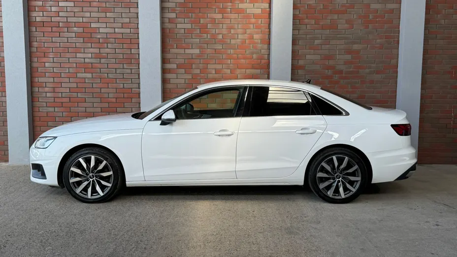 AUDI A4 A4 35 TFSI mHEV S tronic