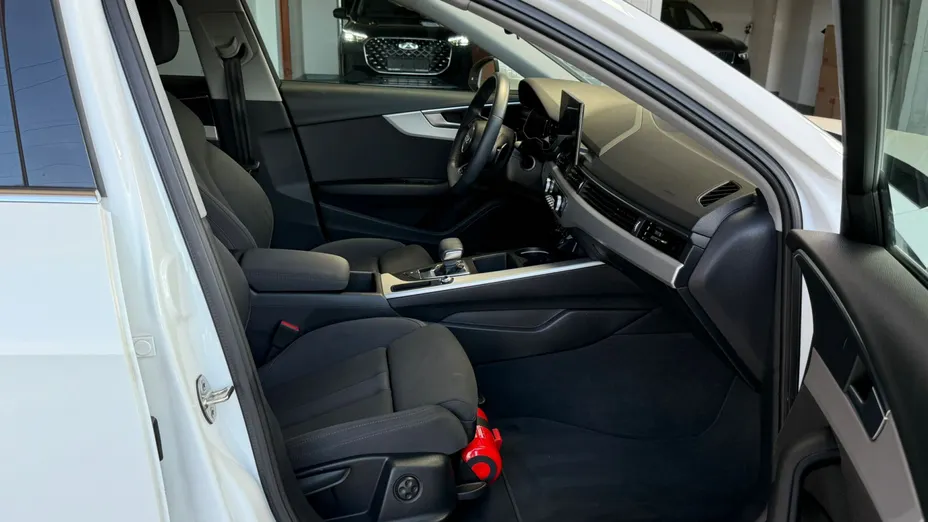 AUDI A4 A4 35 TFSI mHEV S tronic