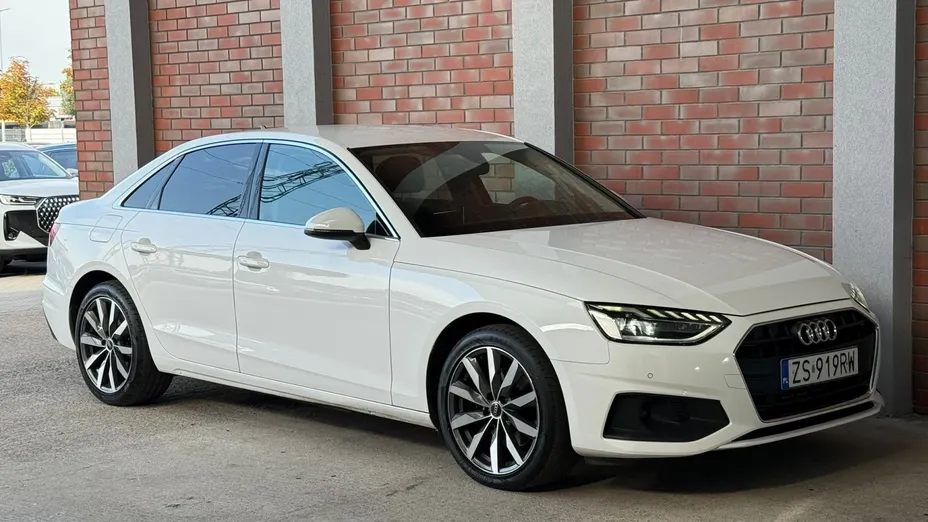 AUDI A4 A4 35 TFSI mHEV S tronic