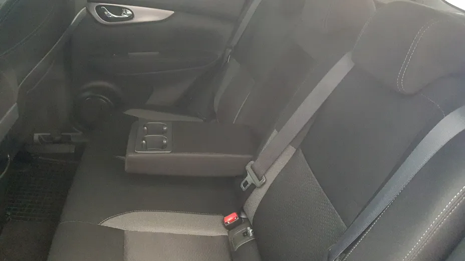NISSAN Qashqai Qashqai 1.2 DIG-T N-Connecta Xtronic
