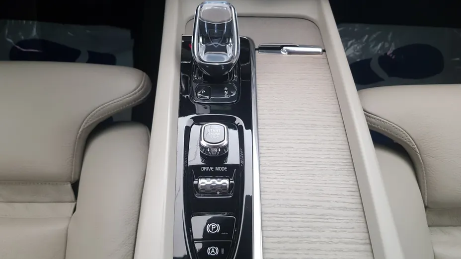 VOLVO XC60 XC60 B5 D AWD Inscription aut