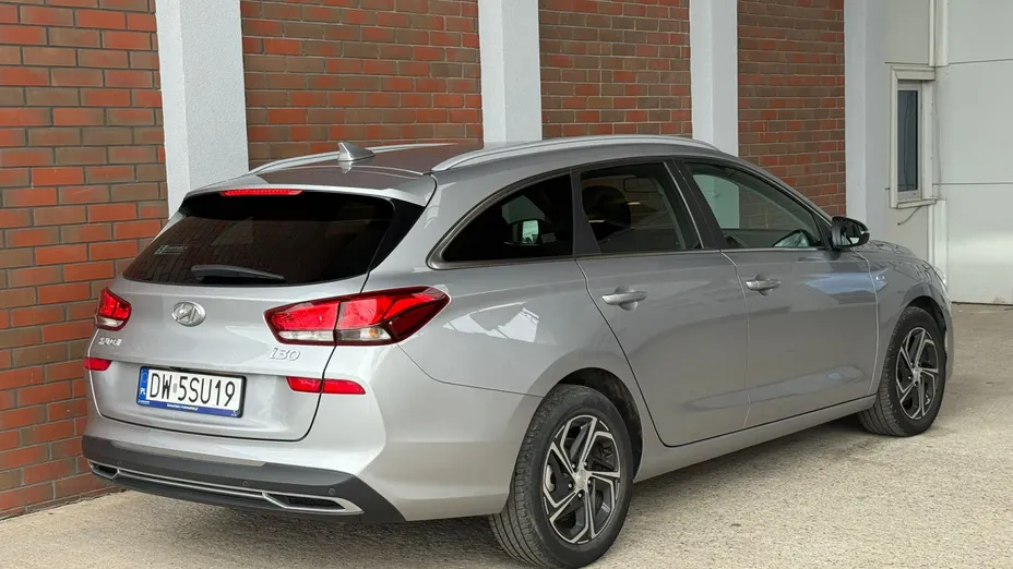 HYUNDAI i30 i30 1.5 T-GDI 48V Smart