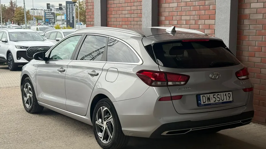 HYUNDAI i30 i30 1.5 T-GDI 48V Smart