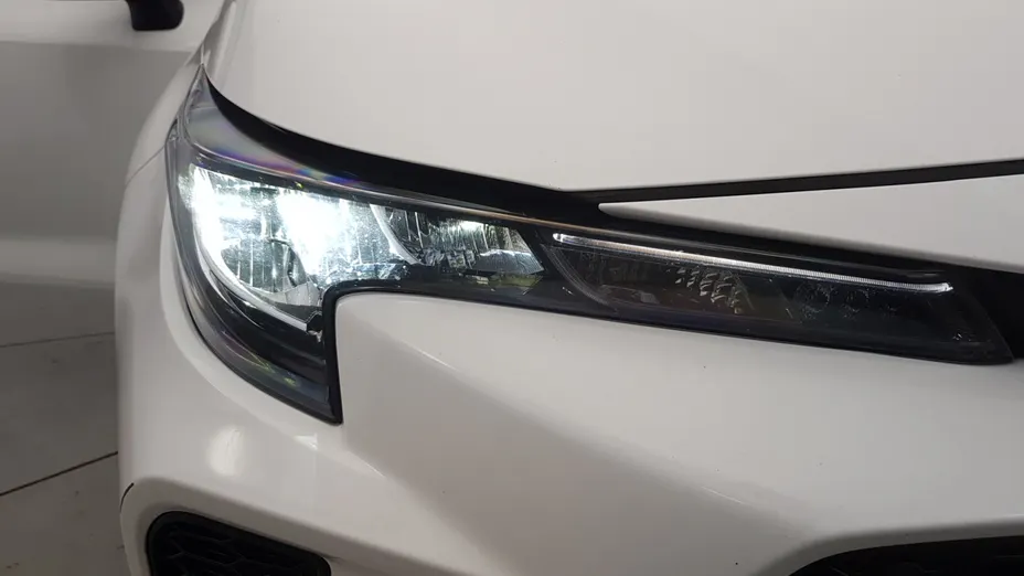 SUZUKI Swace Swace 1.8 Hybrid Premium Plus CVT