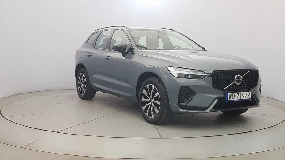 VOLVO XC60 XC60 B4 D AWD Plus Dark aut