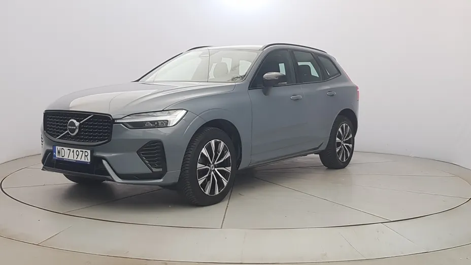 VOLVO XC60 XC60 B4 D AWD Plus Dark aut