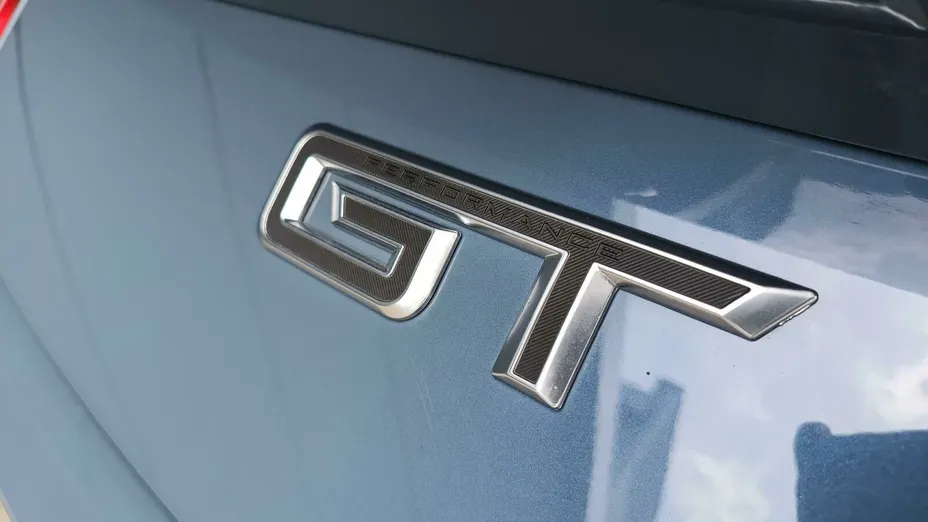 FORD Mustang Mustang 5.0 V8 GT aut