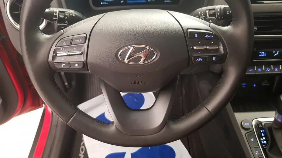 HYUNDAI Kona Kona 1.6 T-GDI Premium 4WD DCT