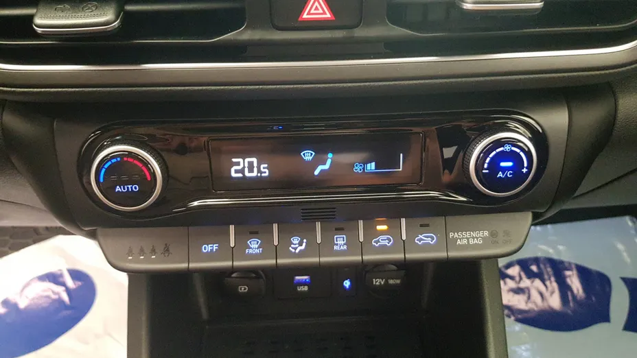 HYUNDAI Kona Kona 1.6 T-GDI Premium 4WD DCT