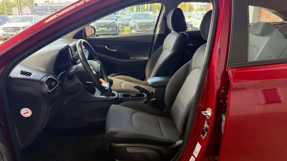 HYUNDAI i30 i30 1.5 DPI Classic +