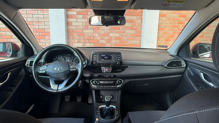 HYUNDAI i30 i30 1.5 DPI Classic +