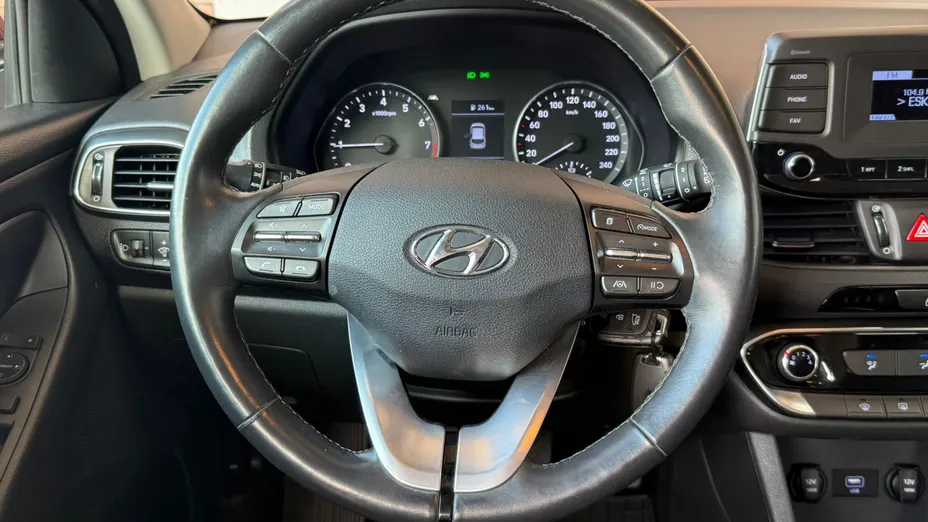 HYUNDAI i30 i30 1.5 DPI Classic +