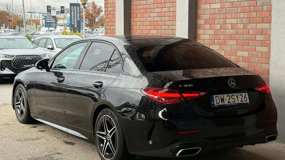 MERCEDES-BENZ C Klasa C 180 mHEV AMG