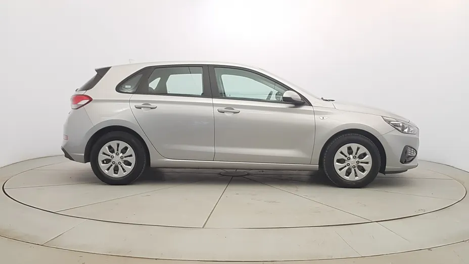 HYUNDAI i30 i30 1.5 DPI Classic +