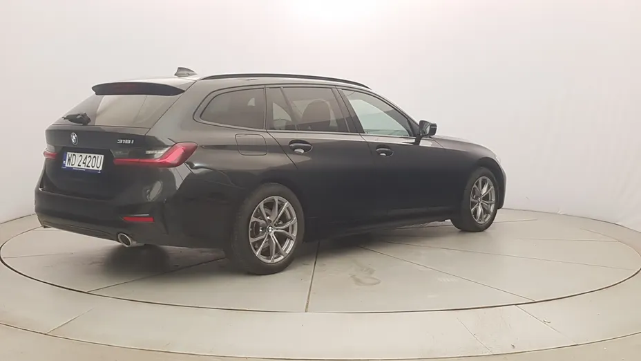 BMW Seria 3 318i Sport Line aut