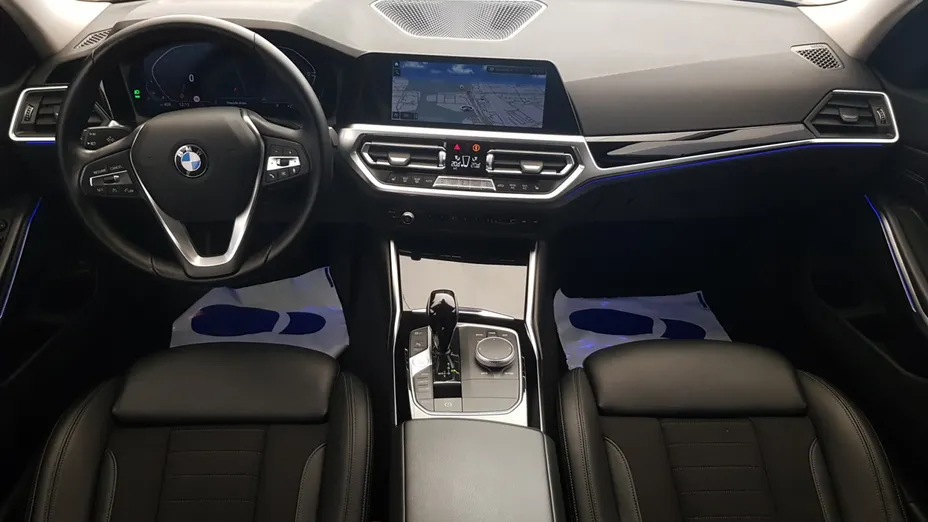 BMW Seria 3 318i Sport Line aut