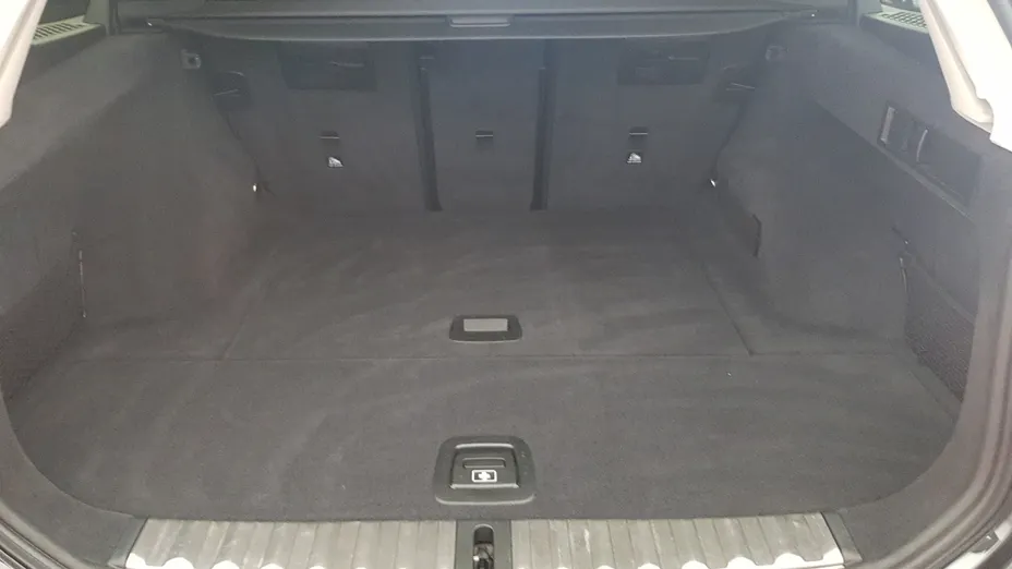 BMW Seria 3 318i Sport Line aut