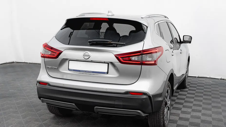 NISSAN Qashqai Qashqai 1.3 DIG-T N-Connecta