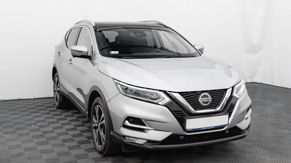 NISSAN Qashqai Qashqai 1.3 DIG-T N-Connecta
