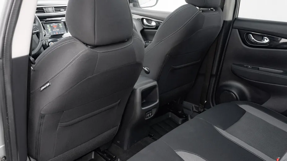 NISSAN Qashqai Qashqai 1.3 DIG-T N-Connecta