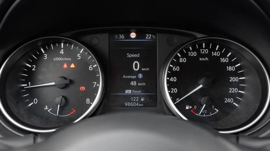 NISSAN Qashqai Qashqai 1.3 DIG-T N-Connecta