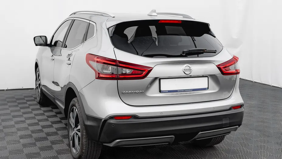 NISSAN Qashqai Qashqai 1.3 DIG-T N-Connecta