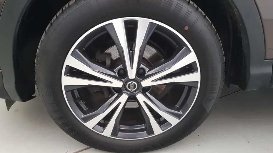 NISSAN Qashqai Qashqai 1.3 DIG-T N-Connecta DCT