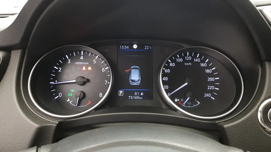 NISSAN Qashqai Qashqai 1.3 DIG-T N-Connecta DCT