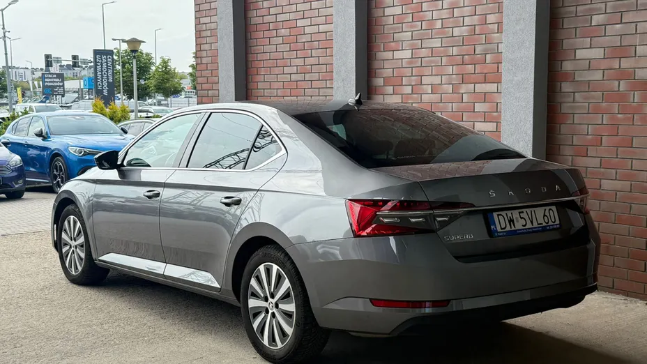 SKODA Superb Superb 2.0 TDI SCR Style DSG