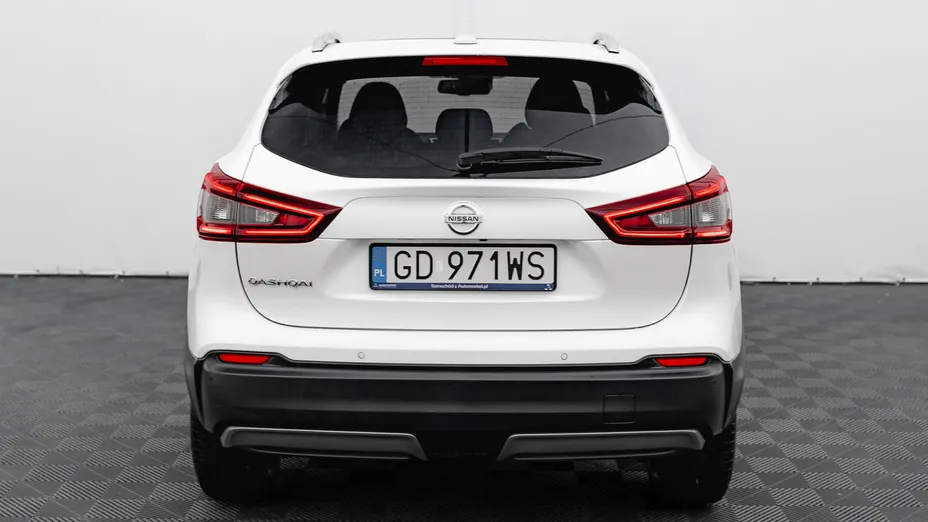 NISSAN Qashqai Qashqai 1.3 DIG-T N-Connecta DCT