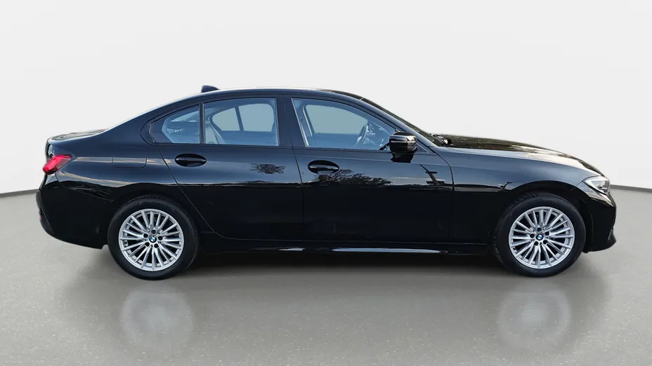 BMW Seria 3 318d Sport Line aut