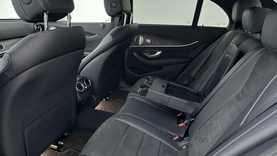 MERCEDES-BENZ E Klasa E 220 d 4-Matic AMG