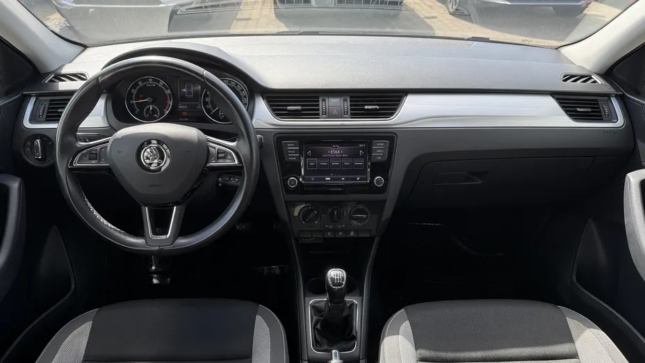 SKODA Rapid Rapid 1.0 TSI Ambition