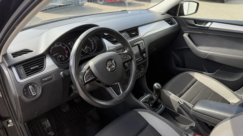 SKODA Rapid Rapid 1.0 TSI Ambition