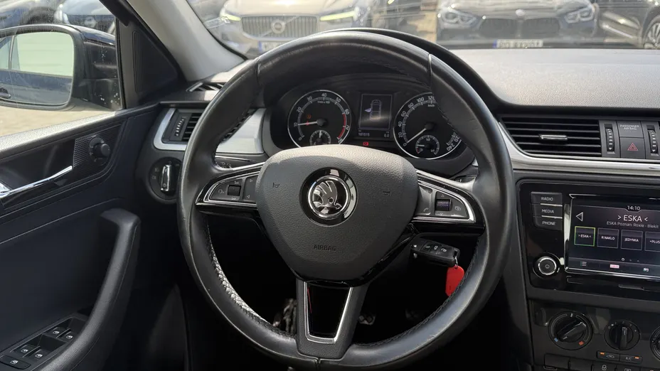 SKODA Rapid Rapid 1.0 TSI Ambition