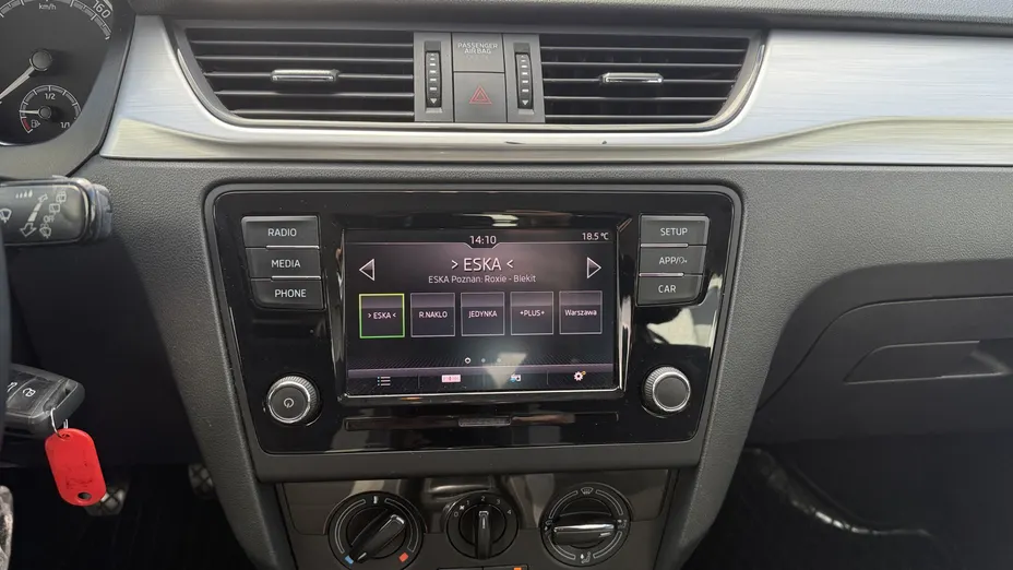 SKODA Rapid Rapid 1.0 TSI Ambition