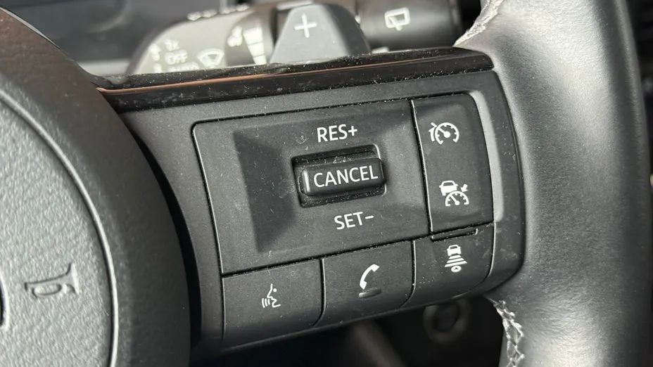 NISSAN Qashqai Qashqai 1.3 DIG-T mHEV N-Connecta Xtronic