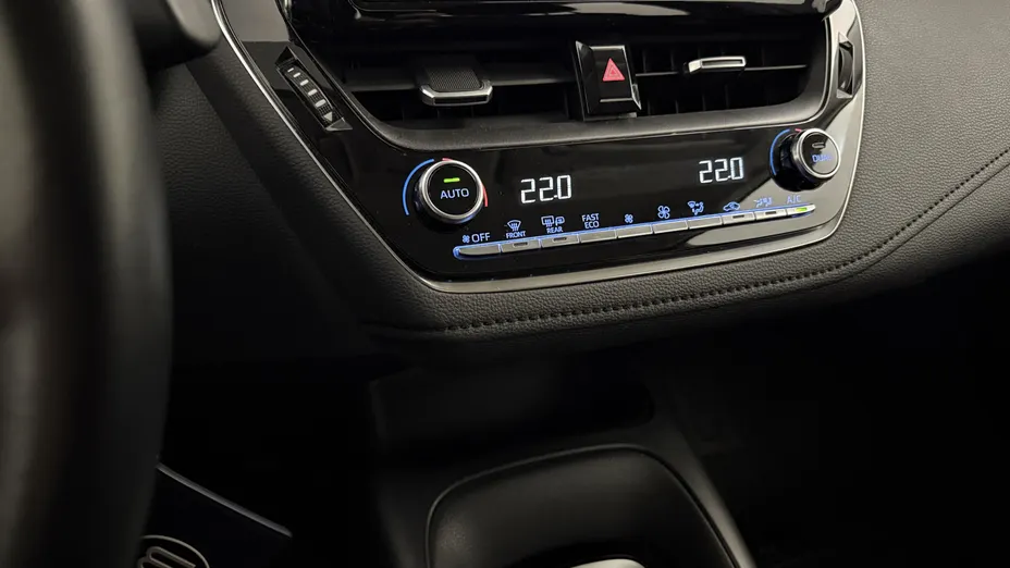 TOYOTA Corolla Corolla 1.5 Comfort