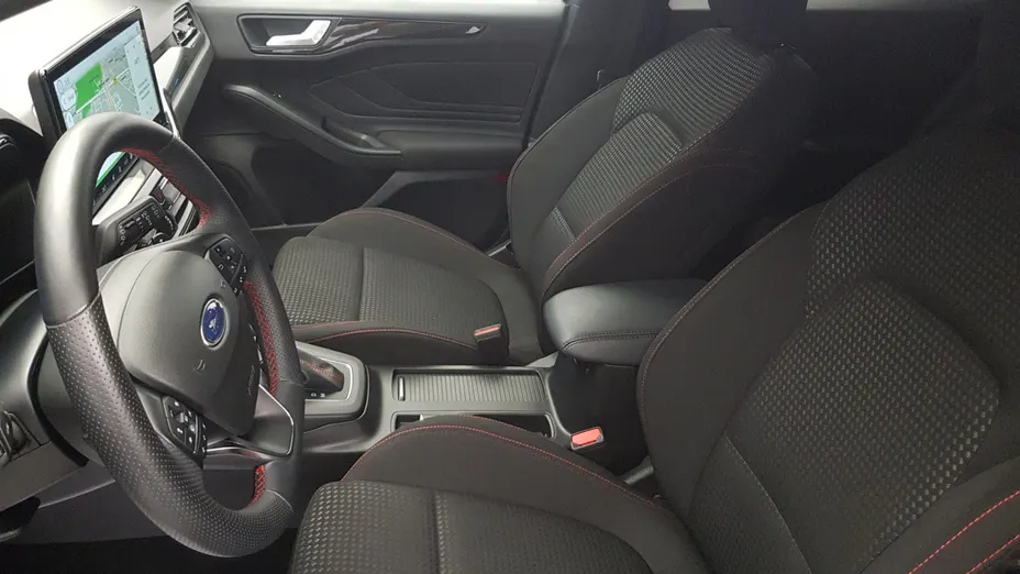 FORD Focus Focus 1.0 EcoBoost mHEV ST-Line X aut