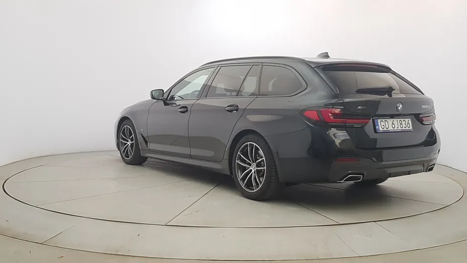 BMW Seria 5 520d xDrive mHEV M Sport sport-aut