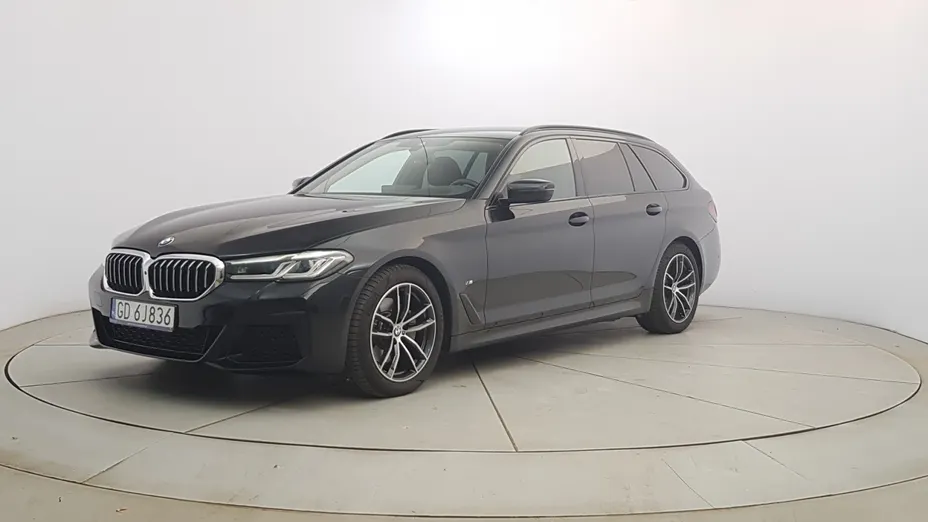 BMW Seria 5 520d xDrive mHEV M Sport sport-aut