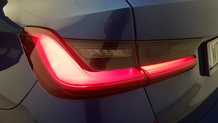 BMW Seria 3 320i M Sport sport-aut