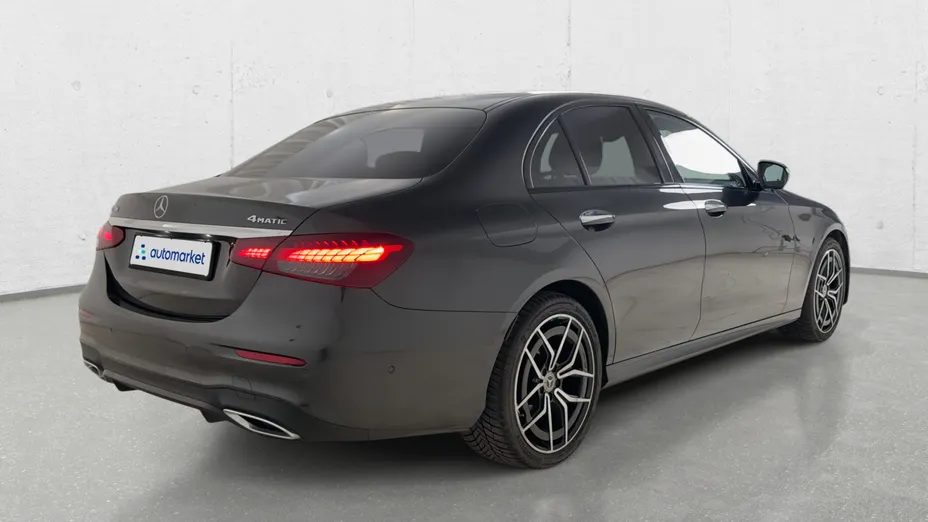 MERCEDES-BENZ E Klasa E 220 d 4-Matic AMG
