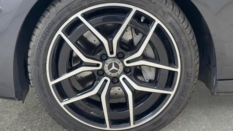 MERCEDES-BENZ E Klasa E 220 d 4-Matic AMG