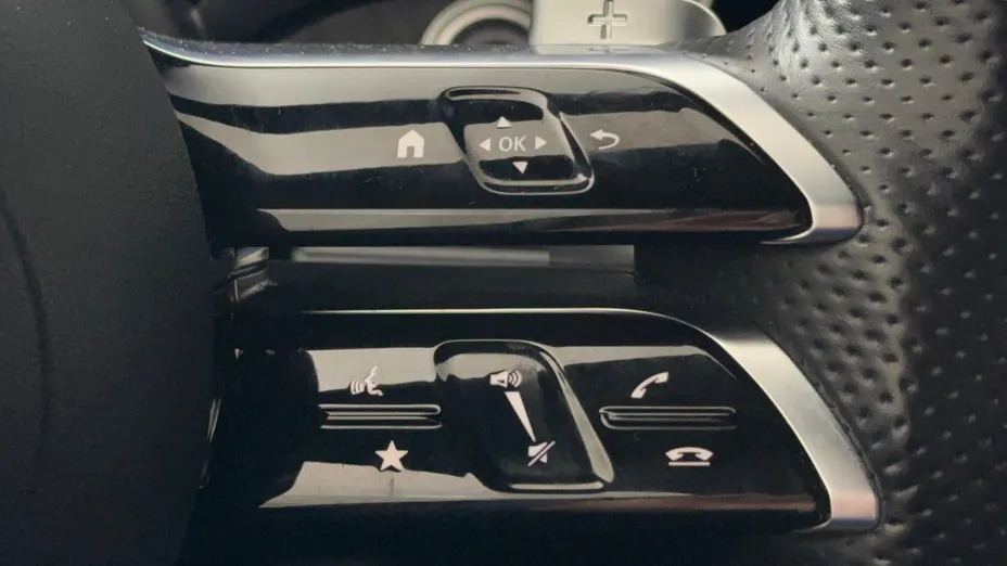 MERCEDES-BENZ E Klasa E 220 d 4-Matic AMG