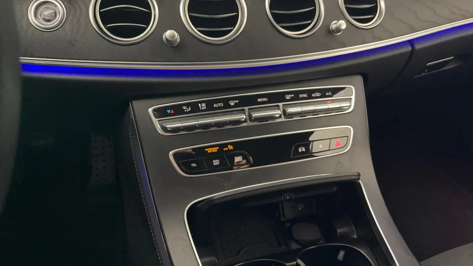 MERCEDES-BENZ E Klasa E 220 d 4-Matic AMG