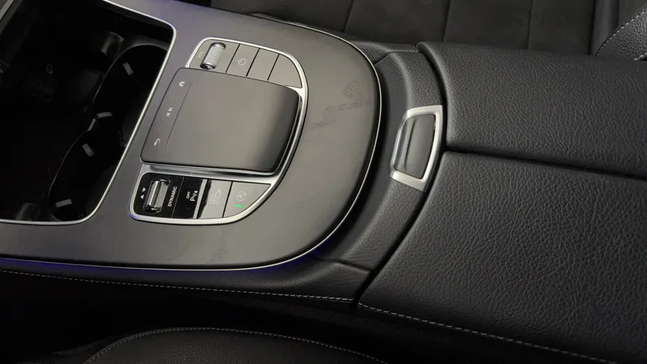 MERCEDES-BENZ E Klasa E 220 d 4-Matic AMG