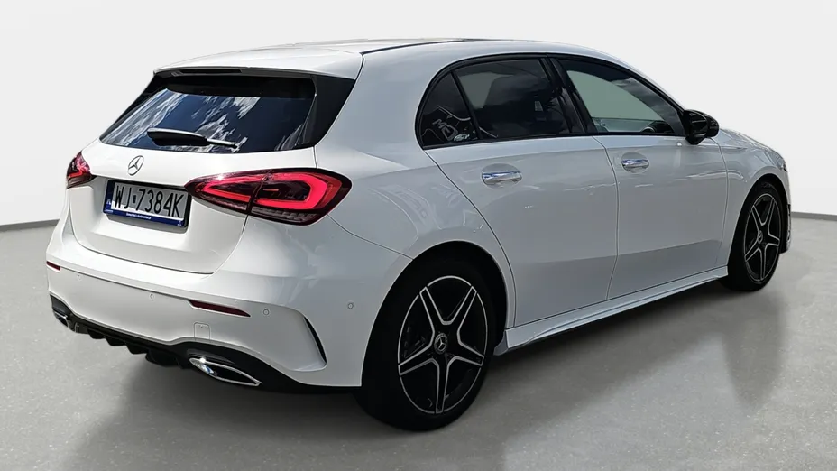 MERCEDES-BENZ A Klasa A 180 AMG Line 7G-DCT
